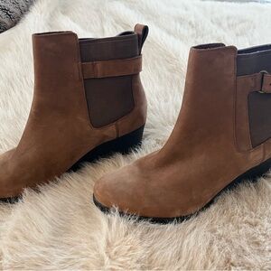 UGG Chestnut Ankle Booties